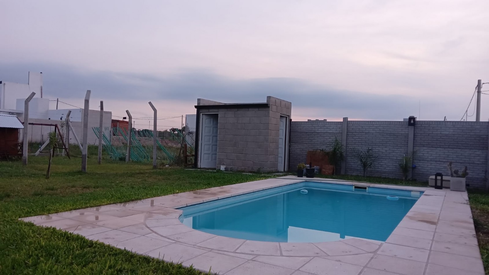 VENTA - CASA QUINTA 2 HABITACIONES - SAUCE MONTRUL