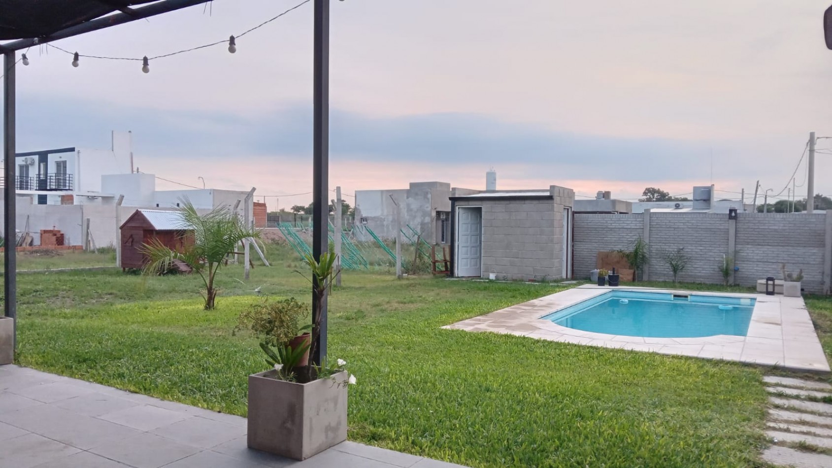 VENTA - CASA QUINTA 2 HABITACIONES - SAUCE MONTRUL