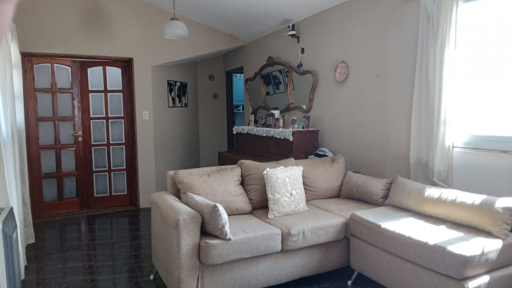 VENTA - CASA 3 HABITACIONES - B. Hernandarias
