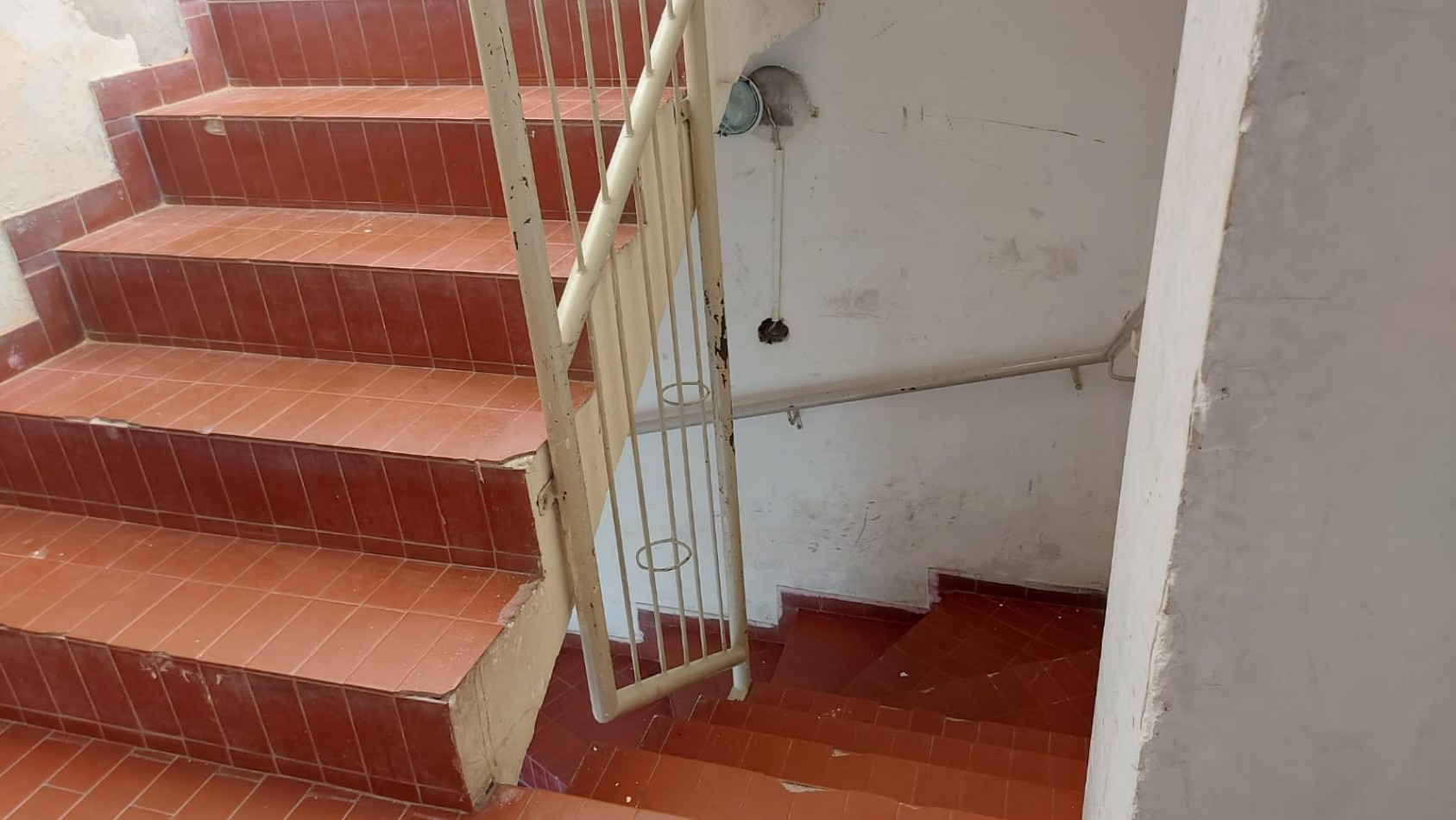 VENTA - PH 2 AMBIENTES - ZONA CENTRICA