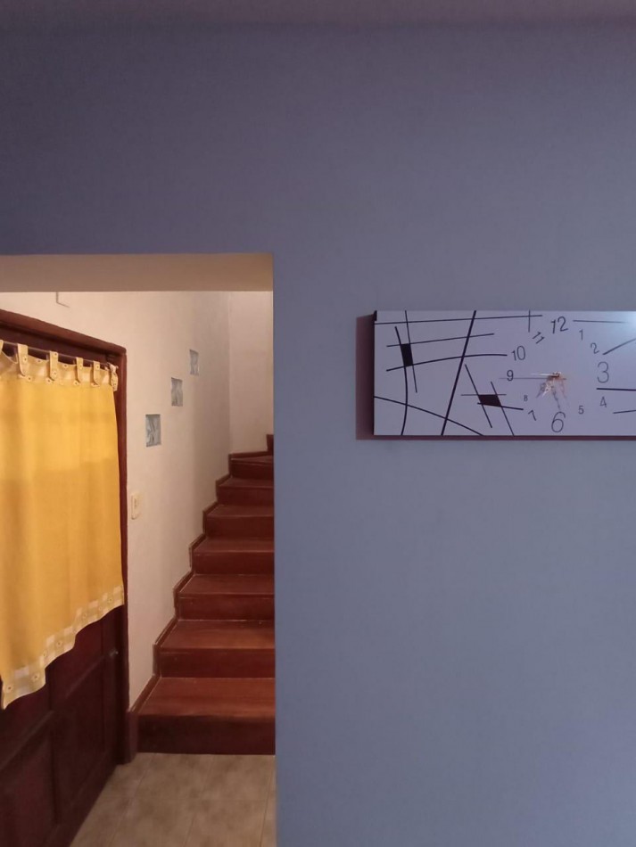 VENTA - CASA TIPO DUPLEX 3 HABITACIONES - ZONA COMERCIO I