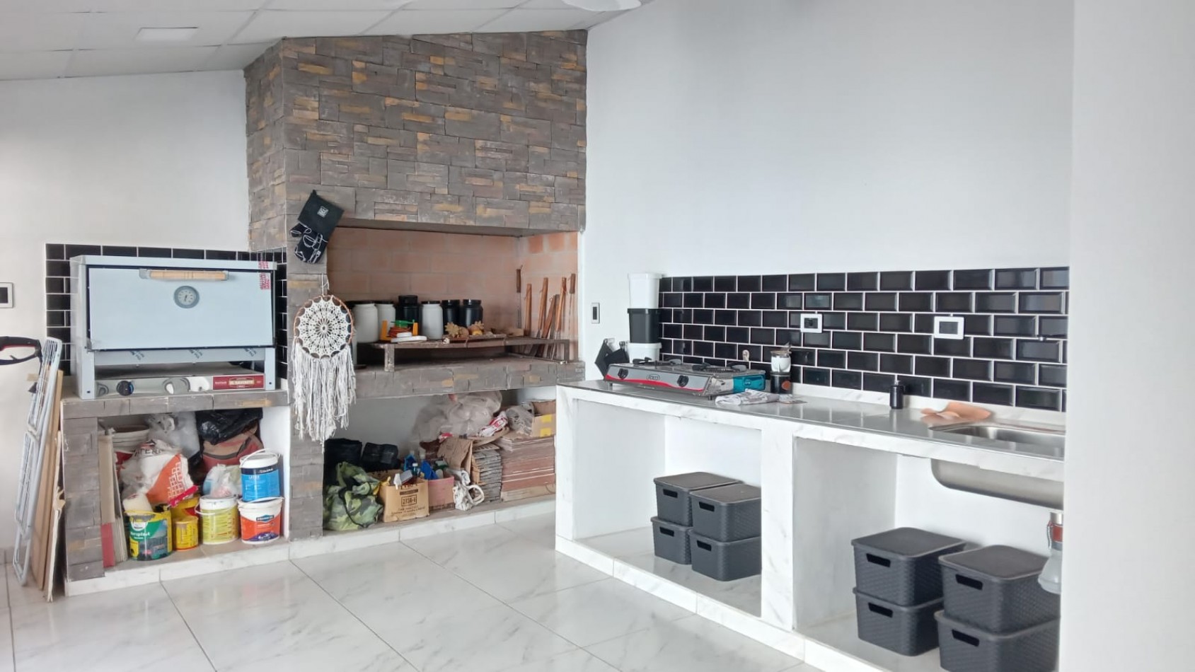 VENTA - CASA TIPO DUPLEX 3 HABITACIONES - LAMADRID AL 2100