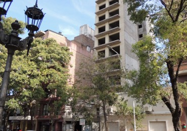 VENTA - DEPARTAMENTO 1 HABITACION - FRENTE A ESCUELA CENTENARIO