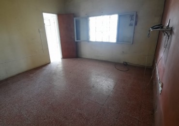 Casa en VENTA a RECICLAR 