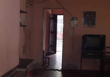 VENTA - CASA A RECICLAR/REMODELAR - ZONA SANTA LUCIA