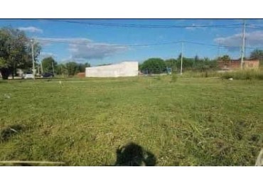 VENTA - TERRENO EN SAN BENITO SOBRE CALLE DR. AGOTE